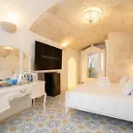 Casa Reale-romantic With Bath Tub In Old Town Monopoli